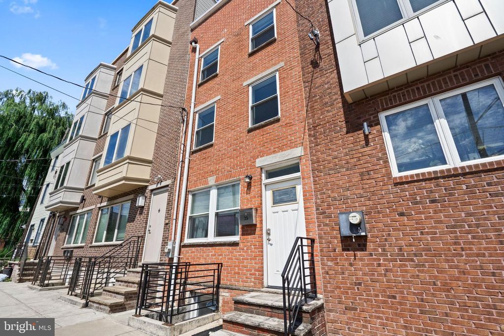 39 W WILDEY ST, PHILADELPHIA, PA 19123 — photo 2