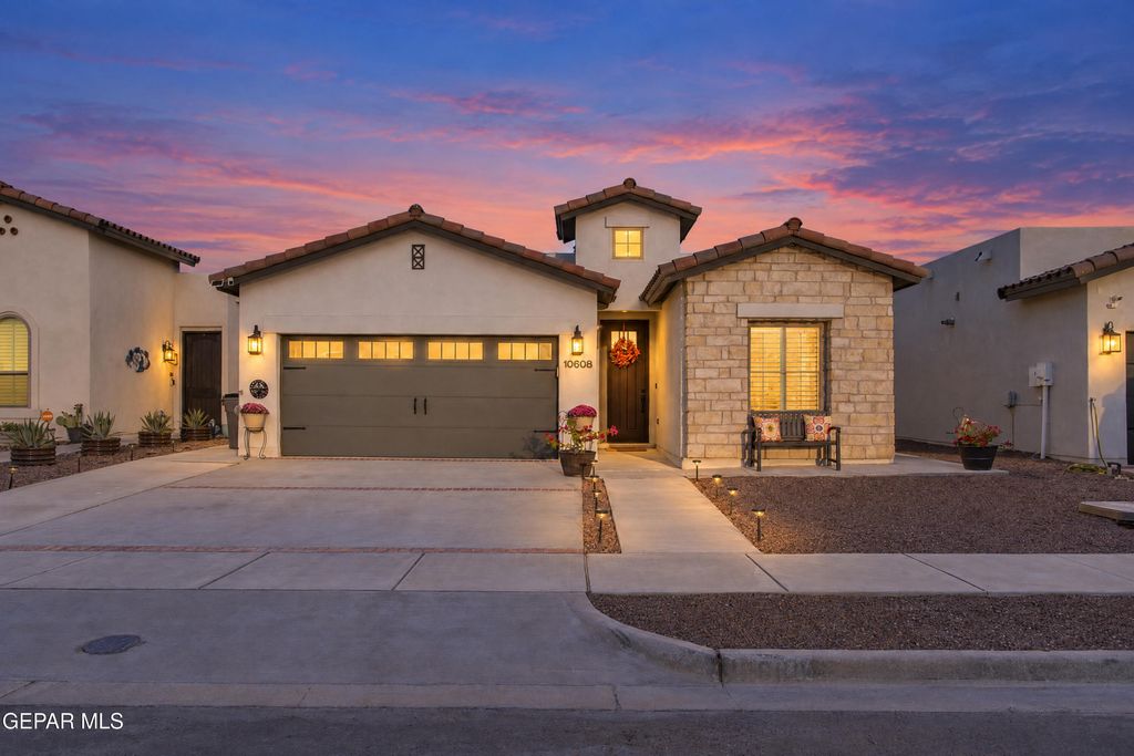 10608 HIDDEN CHAPEL Place, El Paso, TX 79924