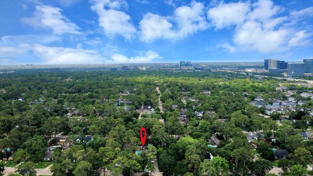 10115 Holly Springs Drive, Houston, TX 77042
