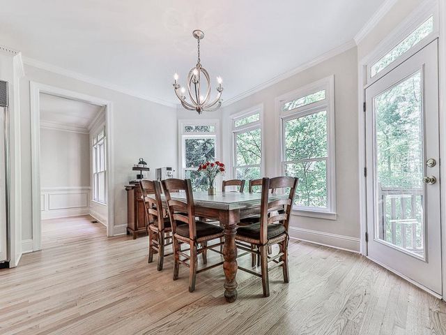 5037 Towne Lake Hills North, Woodstock, GA 30189