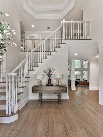 5037 Towne Lake Hills North, Woodstock, GA 30189