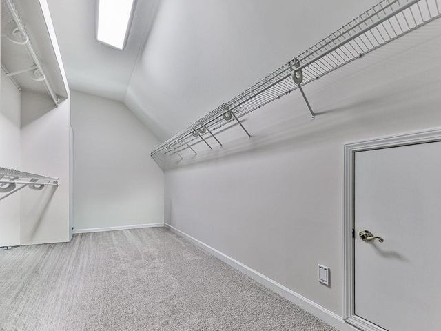 5037 Towne Lake Hills North, Woodstock, GA 30189