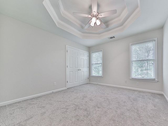 5037 Towne Lake Hills North, Woodstock, GA 30189