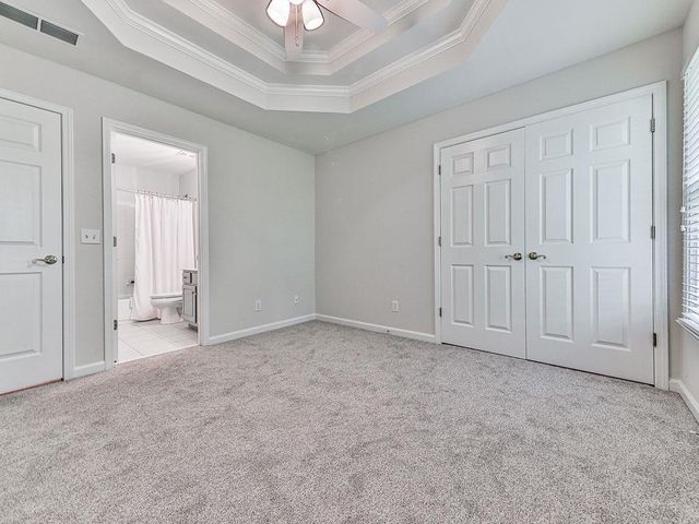 5037 Towne Lake Hills North, Woodstock, GA 30189