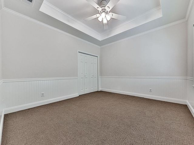 5037 Towne Lake Hills North, Woodstock, GA 30189