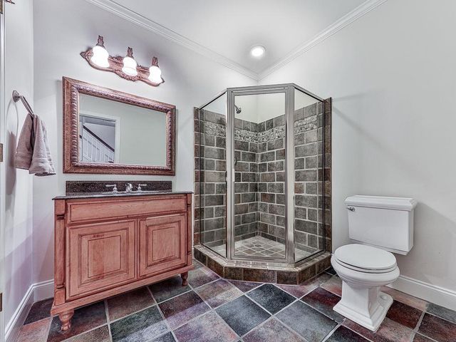 5037 Towne Lake Hills North, Woodstock, GA 30189