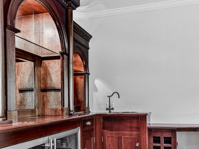 5037 Towne Lake Hills North, Woodstock, GA 30189