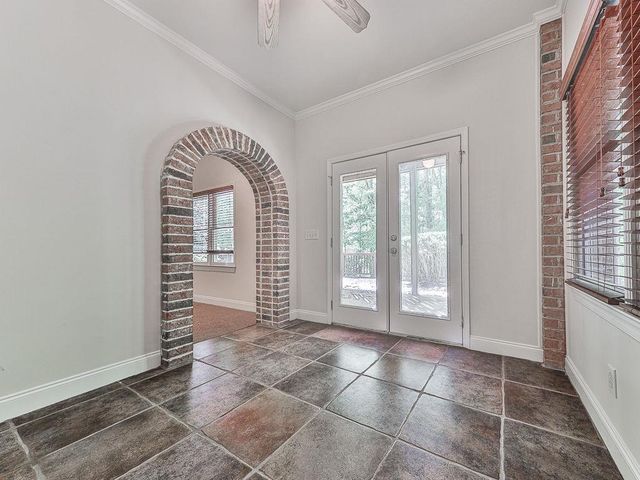 5037 Towne Lake Hills North, Woodstock, GA 30189