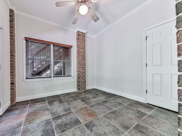 5037 Towne Lake Hills North, Woodstock, GA 30189