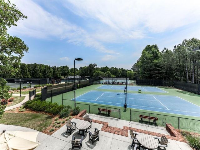 5037 Towne Lake Hills North, Woodstock, GA 30189