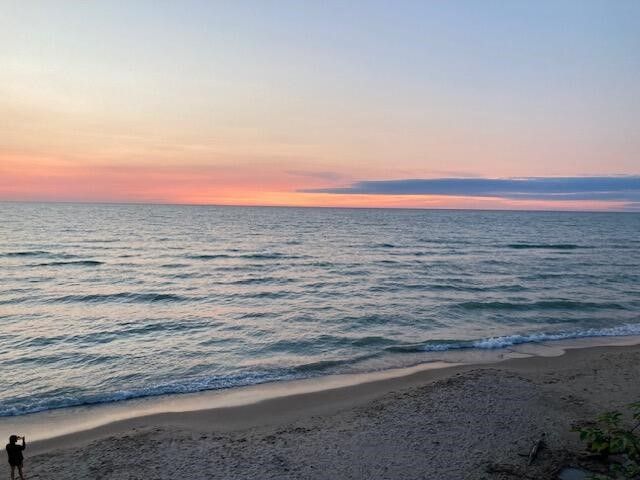 7541 Harbert Road, Sawyer, MI 49125