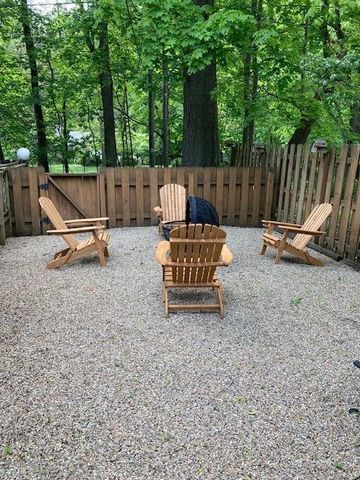 7541 Harbert Road, Sawyer, MI 49125