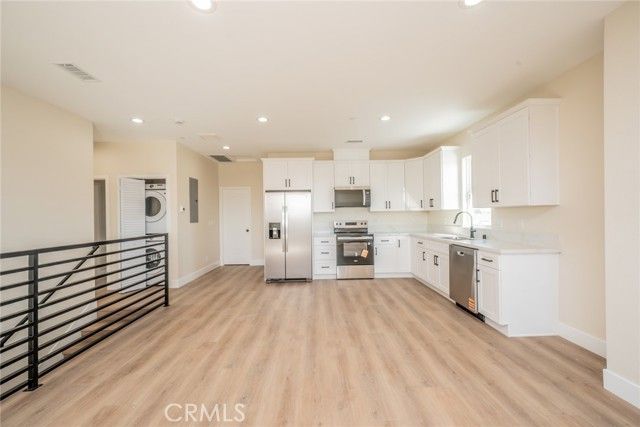 11186 vernon Avenue A, Chino, CA 91710