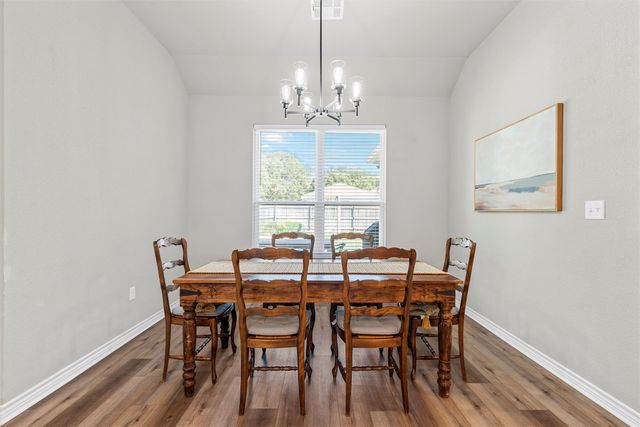 857 Day Star Drive, Hewitt, TX 76643