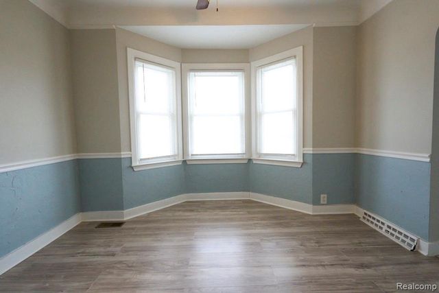 5915 Merriman Road, Garden City, MI 48135