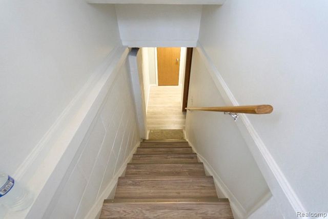 5915 Merriman Road, Garden City, MI 48135