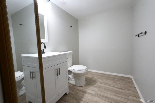 5915 Merriman Road, Garden City, MI 48135