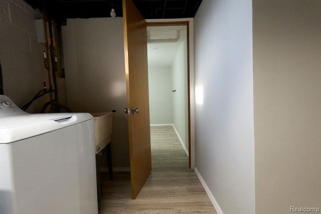 5915 Merriman Road, Garden City, MI 48135