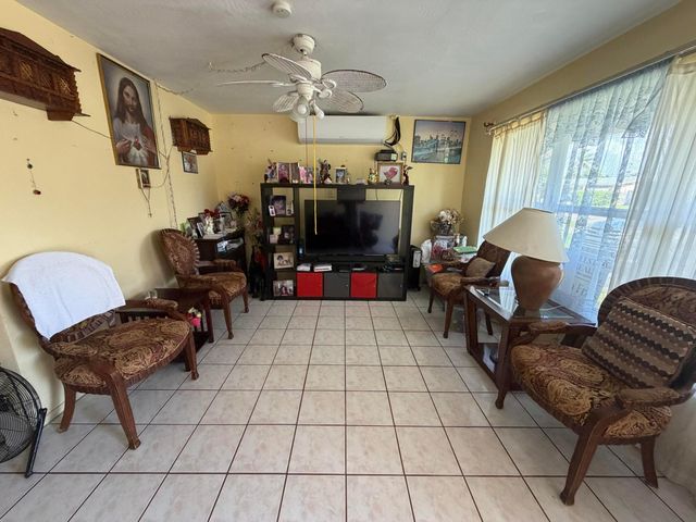6600 NW 24TH Court, Sunrise, FL 33313