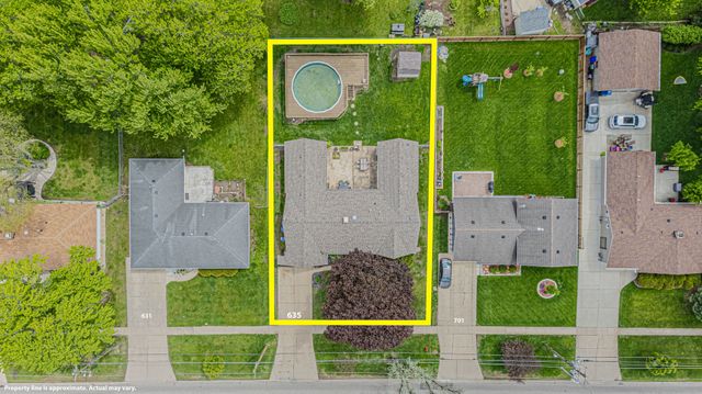 635 S SPRINGINSGUTH Road, Schaumburg, IL 60193