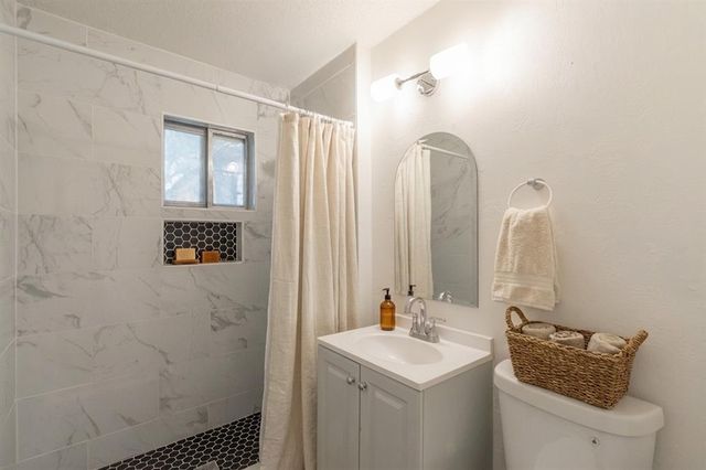 3916 S Youngs Place, Oklahoma City, OK 73119