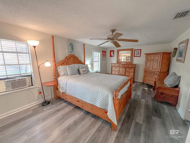 5762 Pensacola Avenue, Orange Beach, AL 36561