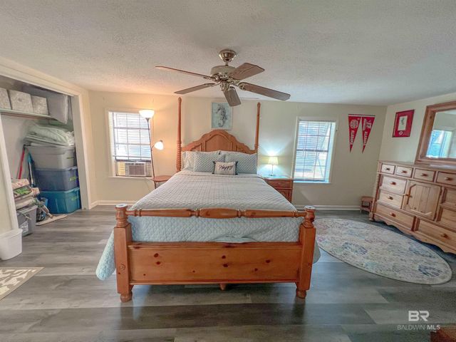 5762 Pensacola Avenue, Orange Beach, AL 36561