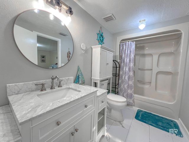 5762 Pensacola Avenue, Orange Beach, AL 36561