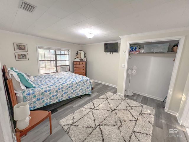 5762 Pensacola Avenue, Orange Beach, AL 36561