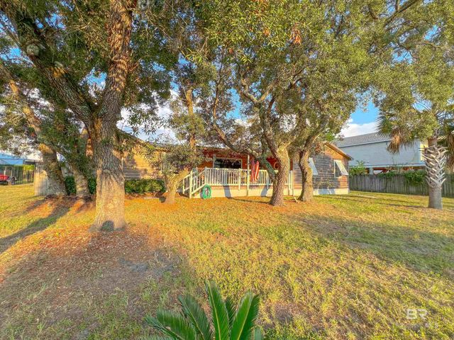 5762 Pensacola Avenue, Orange Beach, AL 36561