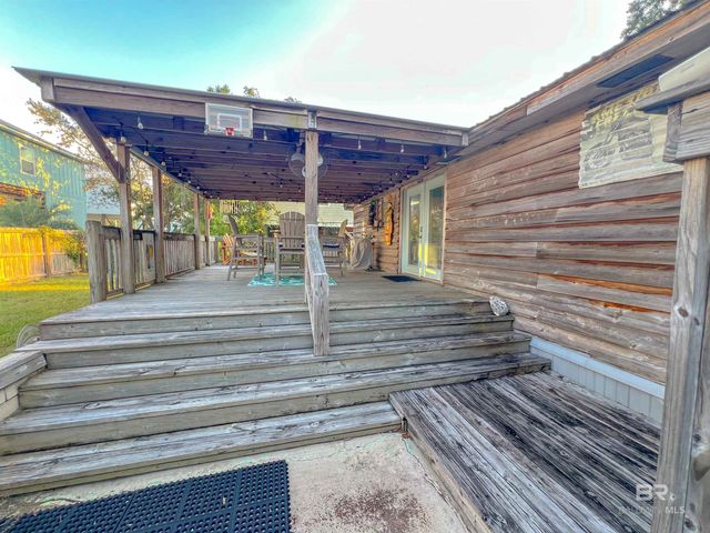 5762 Pensacola Avenue, Orange Beach, AL 36561