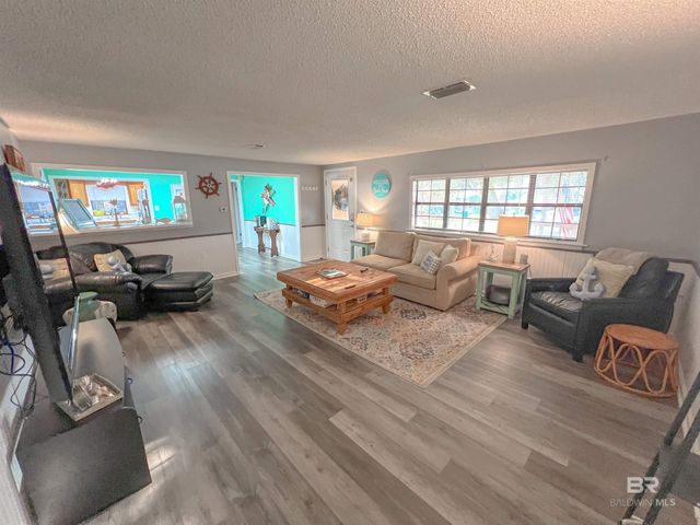 5762 Pensacola Avenue, Orange Beach, AL 36561