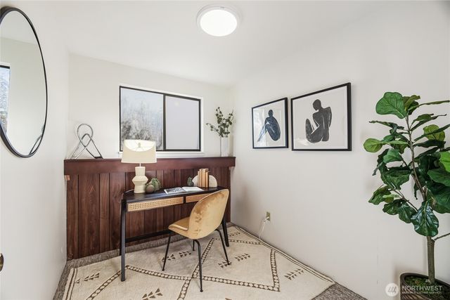 10027 169th Avenue NE, Redmond, WA 98052