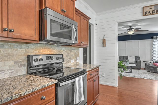 106 Medford Drive, Summerville, SC 29485