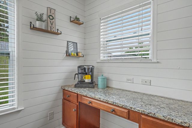 106 Medford Drive, Summerville, SC 29485
