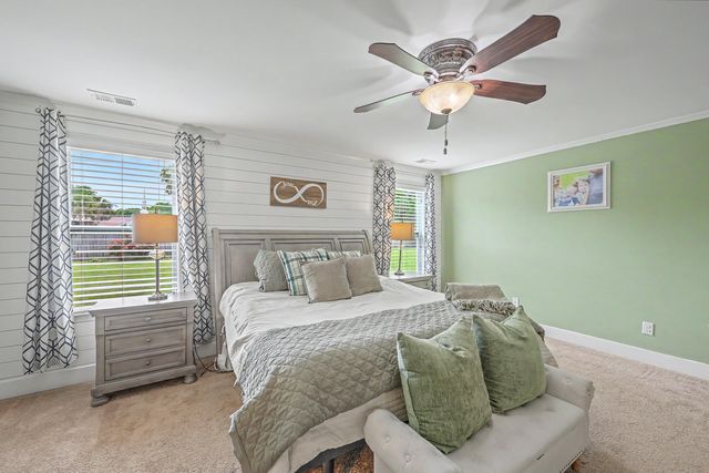 106 Medford Drive, Summerville, SC 29485