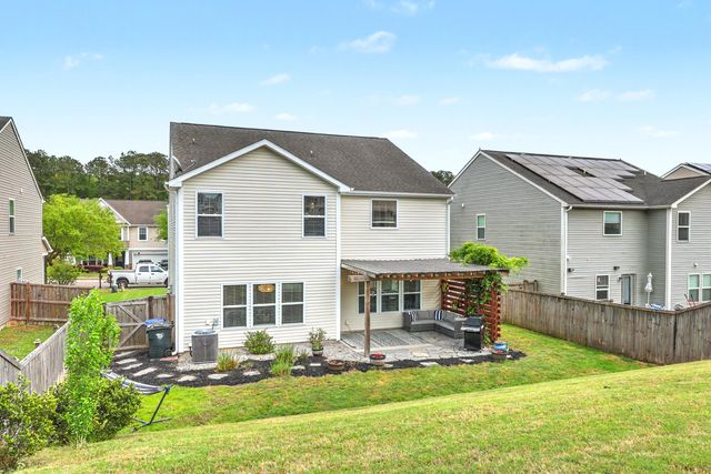 106 Medford Drive, Summerville, SC 29485