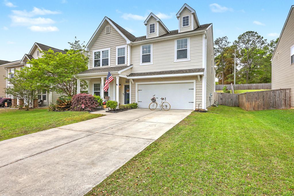106 Medford Drive, Summerville, SC 29485