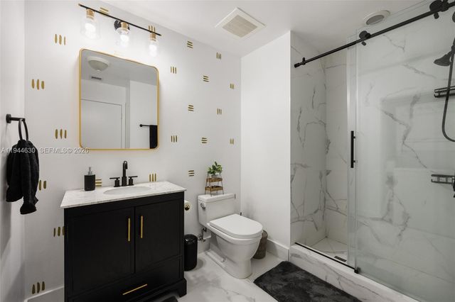 1111 SW 1st Ave 3723-N, Miami, FL 33130