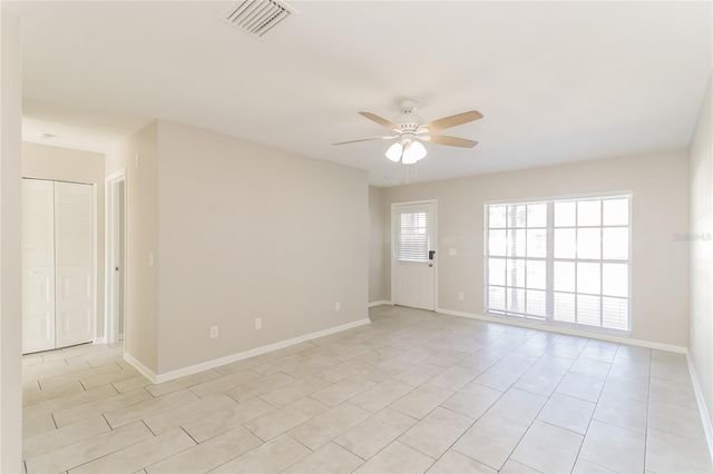 9059 DIXIANA VILLA CIRCLE, Tampa, FL 33635