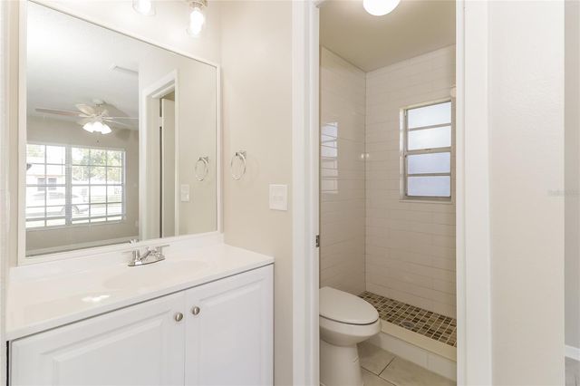 9059 DIXIANA VILLA CIRCLE, Tampa, FL 33635