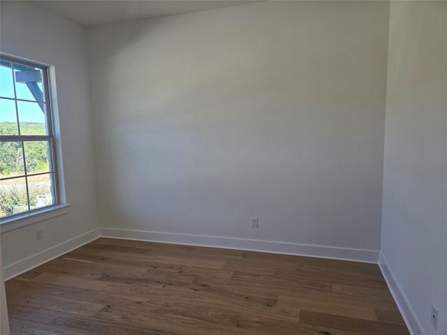 8512 Red Bottle Brush RD, Lago Vista, TX 78645