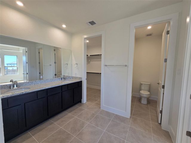 8512 Red Bottle Brush RD, Lago Vista, TX 78645