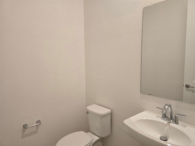 8512 Red Bottle Brush RD, Lago Vista, TX 78645