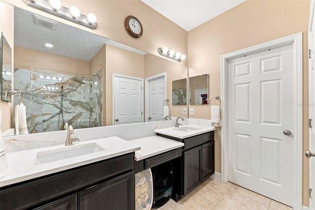 8738 TERRACINA LAKE DRIVE, Tampa, FL 33625