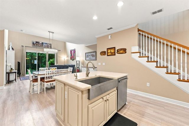 8738 TERRACINA LAKE DRIVE, Tampa, FL 33625