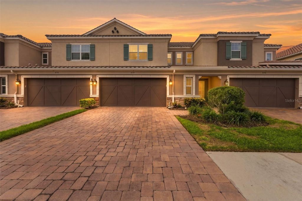 8738 TERRACINA LAKE DRIVE, Tampa, FL 33625