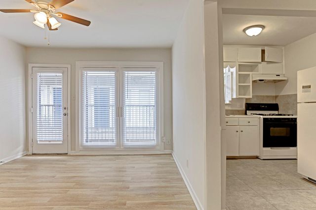 2202 Park Street 5, Houston, TX 77019