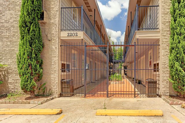 2202 Park Street 5, Houston, TX 77019