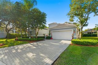 2019 Cove Ln, Weston, FL 33326